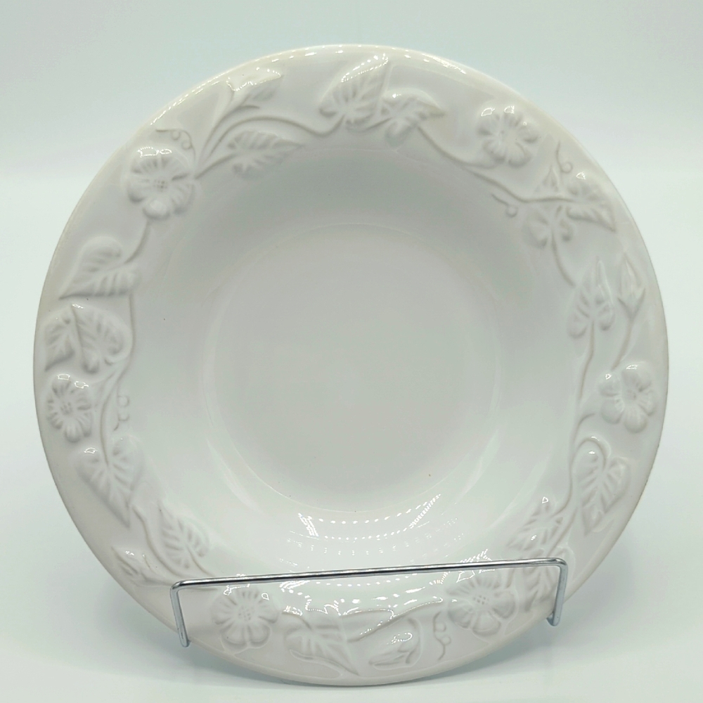 Made In Portugal Set Of 4 White Ceramic Pasta Bowls With Flowers And Vines